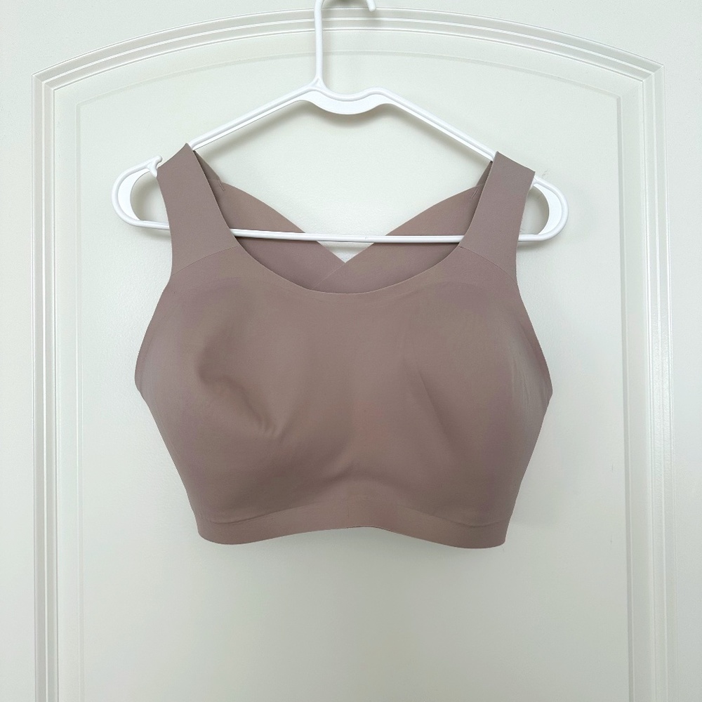 Lululemon Sports Bra Top - 38DD
